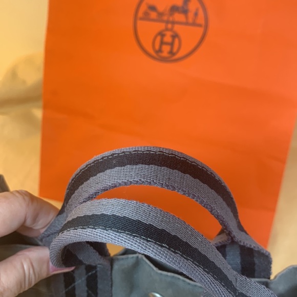 Hermes Small PM Canvas Tote/ Hand Bag Fourre-tote, Gray & Black - Picture 12 of 15